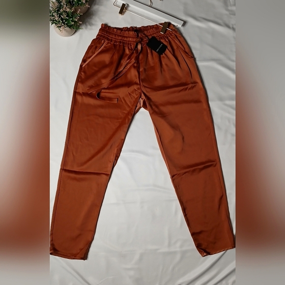 heyson Pants - Heyson Burnt Orange Jogger Sweatpants with Elastic Waistband and Ankle Cuffs